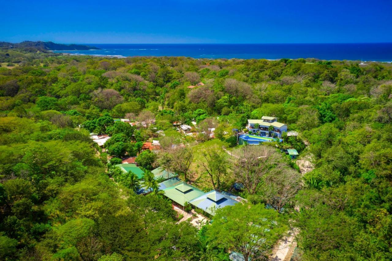 Готель Jungle'S Edge Носара Екстер'єр фото